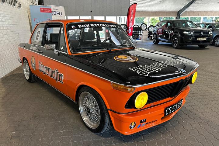 Orange BMW 2002 fra 1972