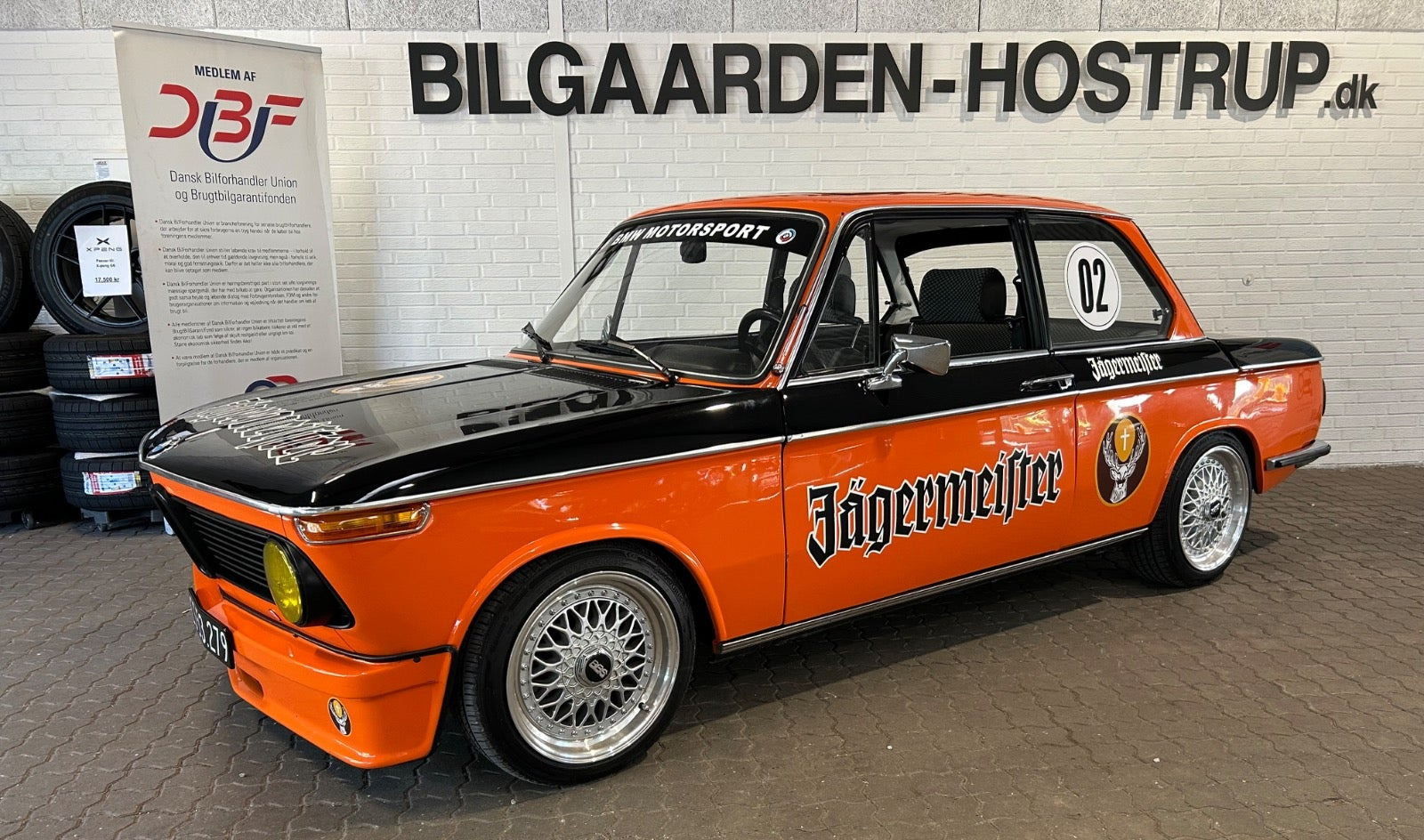 Orange BMW 2002 fra 1972