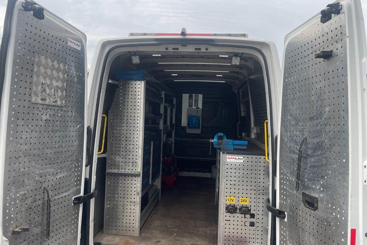 Hvid VW Crafter 35 fra 2020