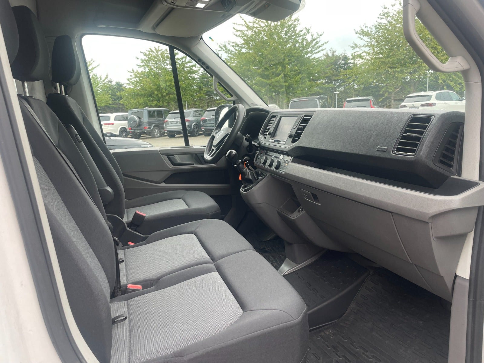 Hvid VW Crafter 35 fra 2020