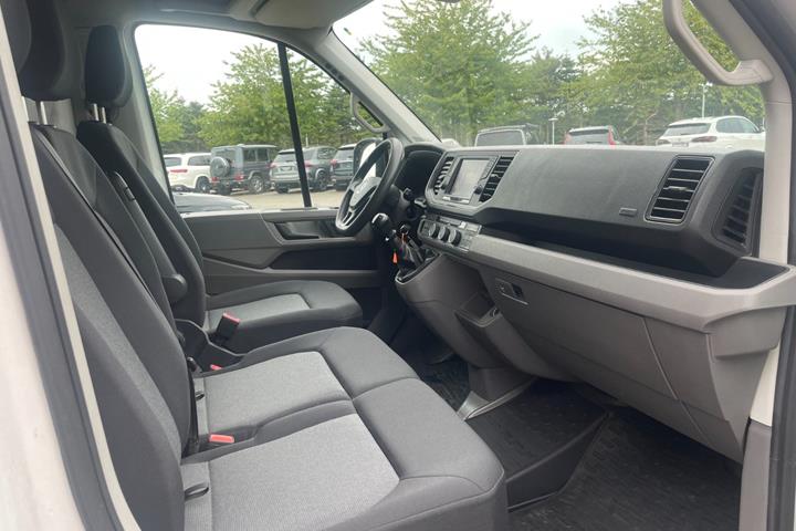 Hvid VW Crafter 35 fra 2020
