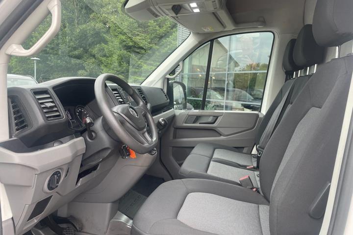 Hvid VW Crafter 35 fra 2020