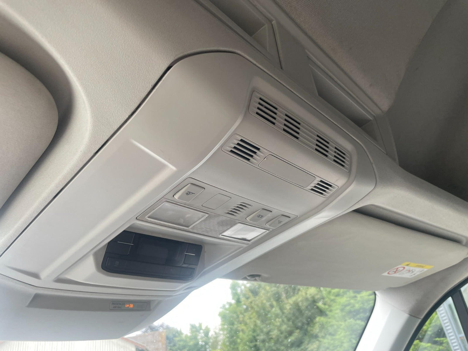 Hvid VW Crafter 35 fra 2020