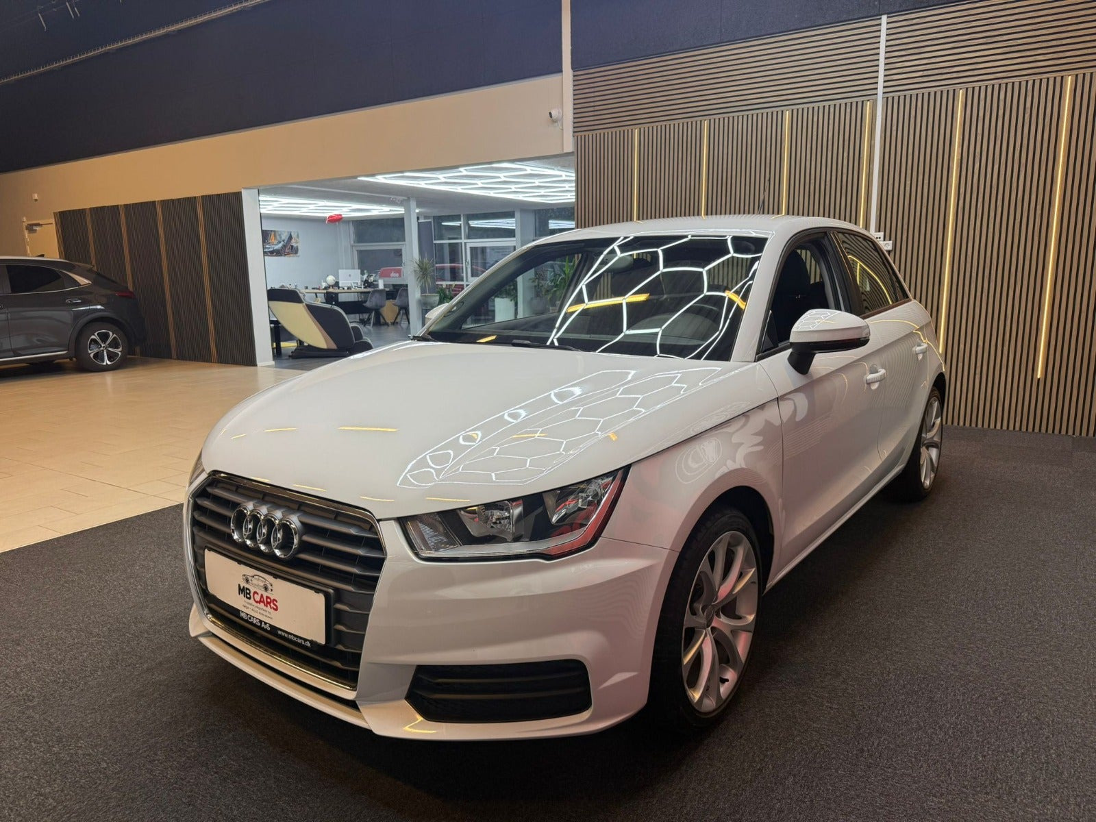 Hvid Audi A1 fra 2016