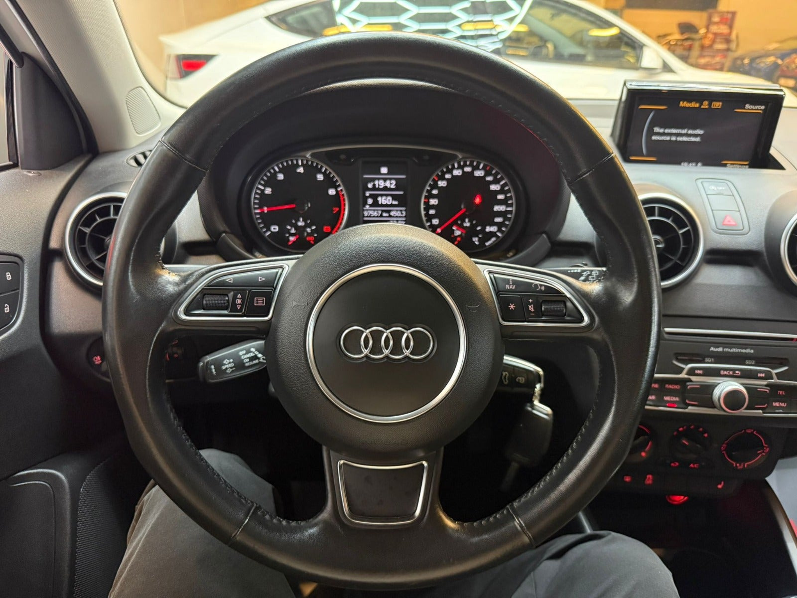Hvid Audi A1 fra 2016