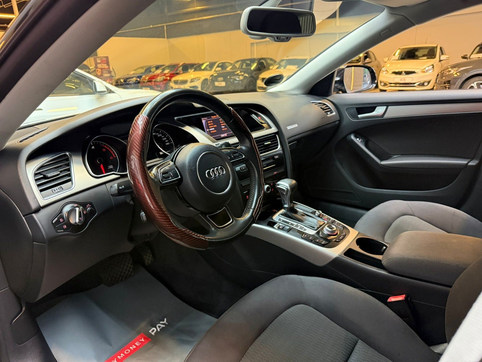 Sort Audi A5 fra 2012