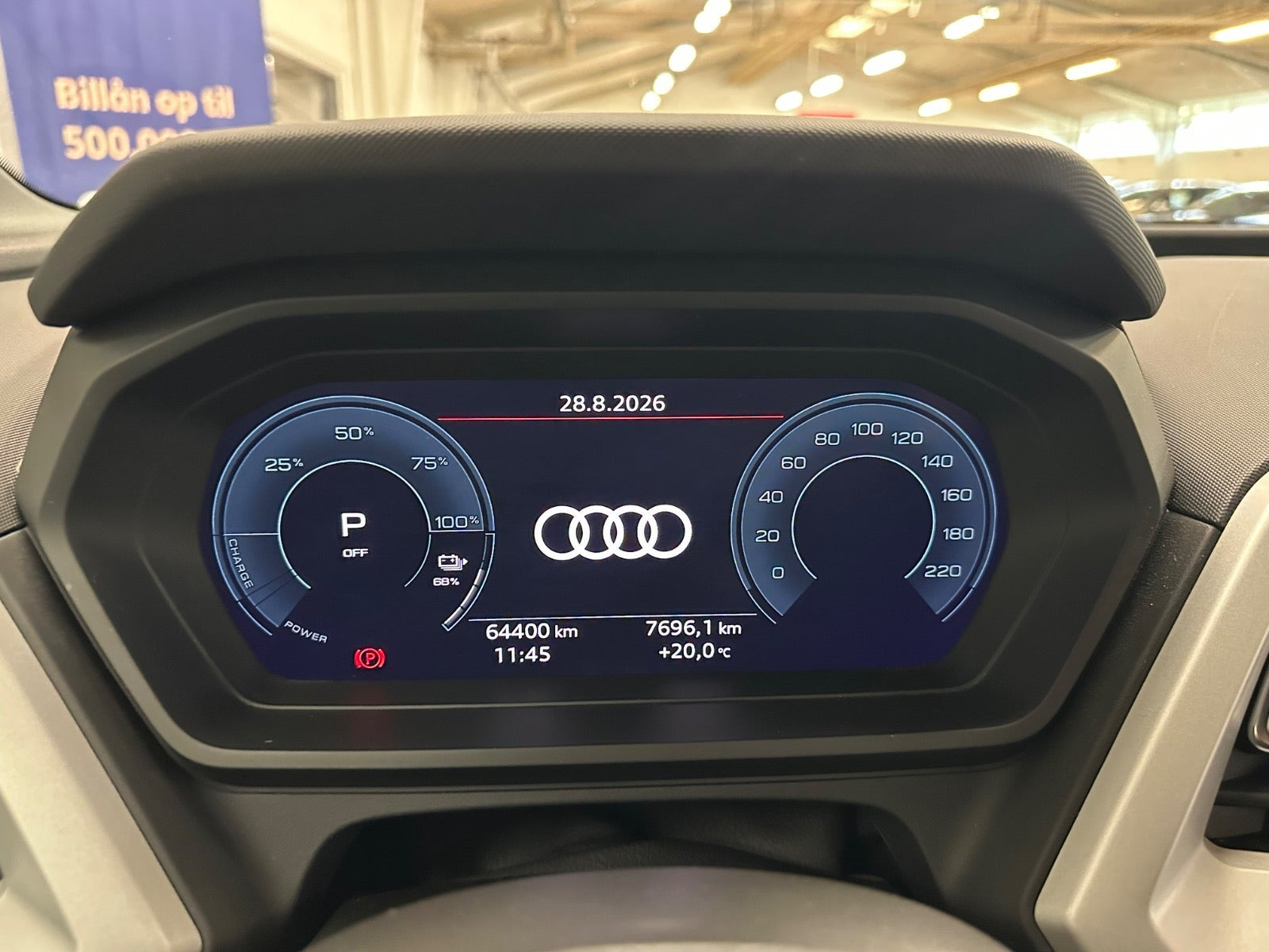 Grå Audi Q4 e-tron fra 2023