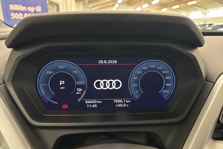 Grå Audi Q4 e-tron fra 2023