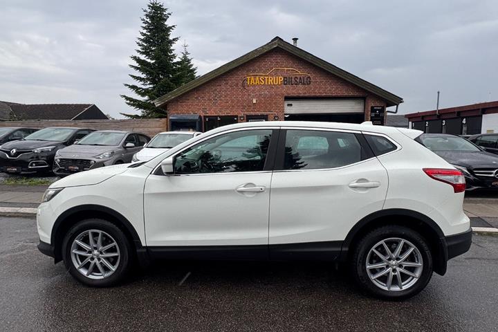 undefined Nissan Qashqai fra 2014