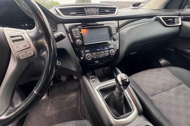 undefined Nissan Qashqai fra 2014