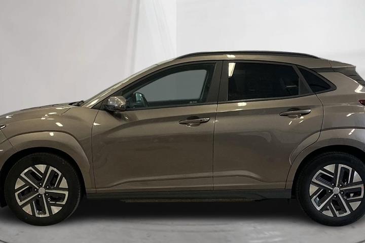 Brun Hyundai Kona fra 2022