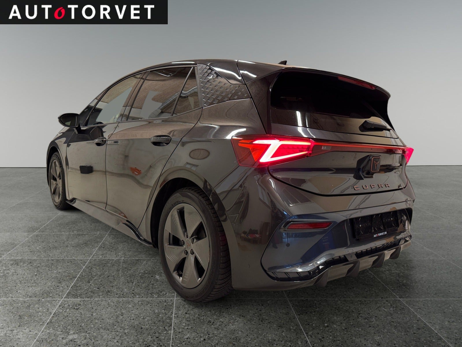 Sort Cupra Born fra 2023