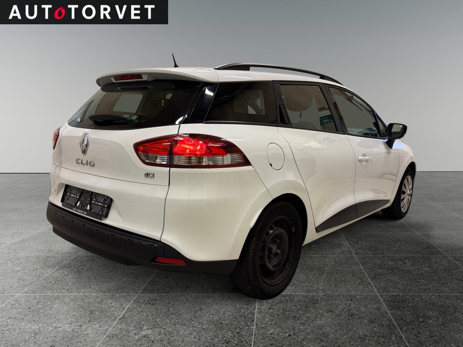 Hvid Renault Clio IV fra 2016