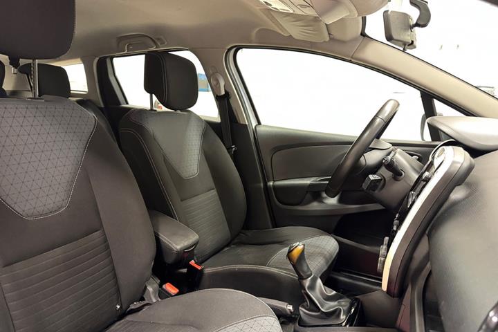 Hvid Renault Clio IV fra 2016