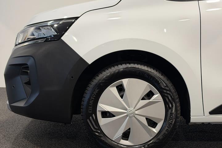 Hvid Nissan Townstar fra 2023