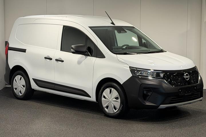 Hvid Nissan Townstar fra 2023