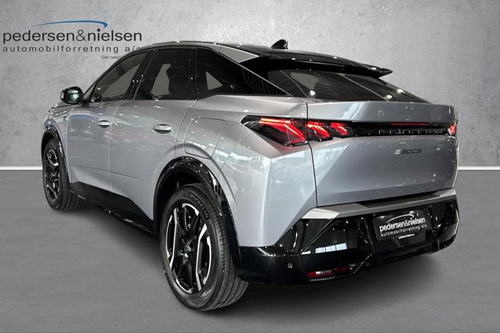 Grå Peugeot e-3008 fra 2026