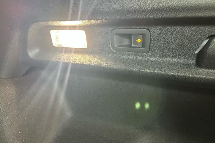 Blå Ford Explorer fra 2024
