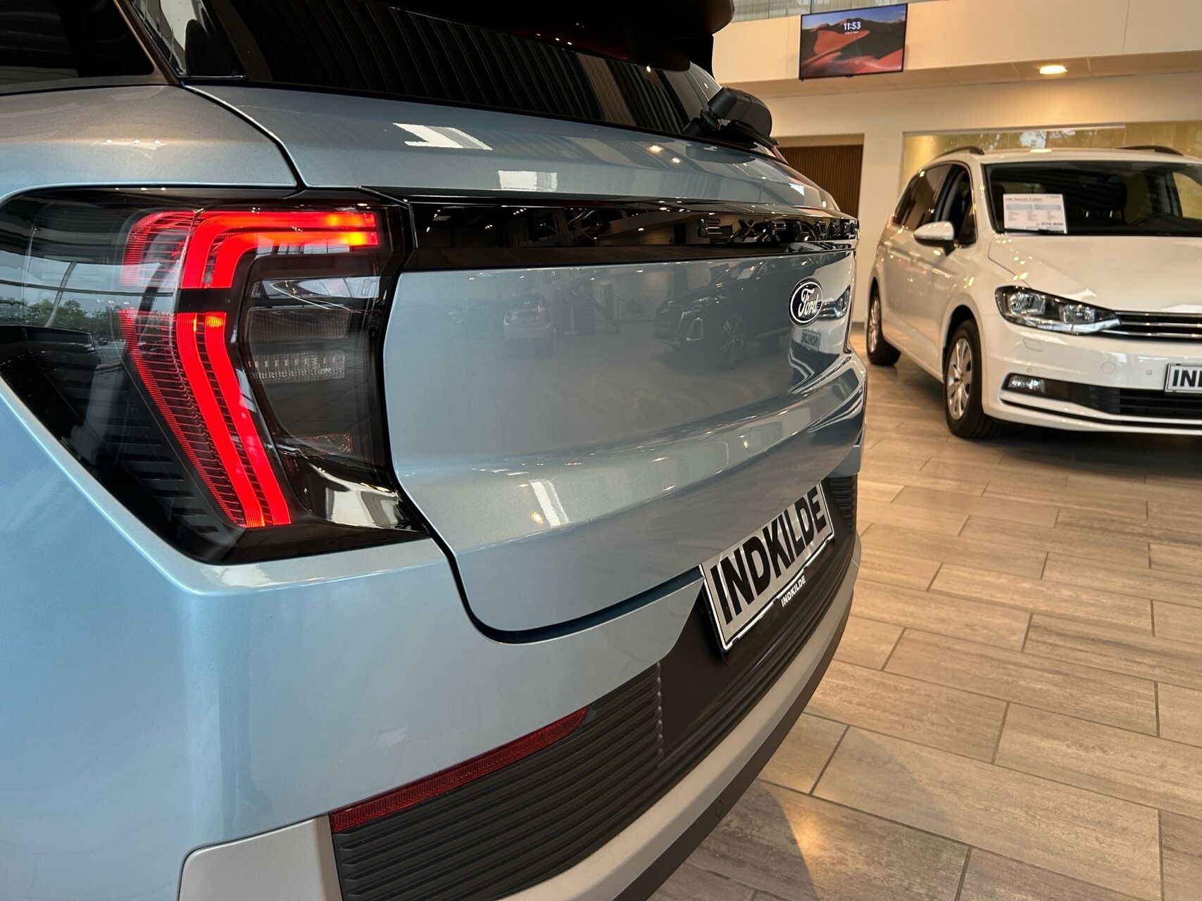 Blå Ford Explorer fra 2024