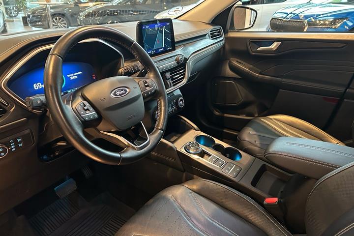Sølv Ford Kuga fra 2021