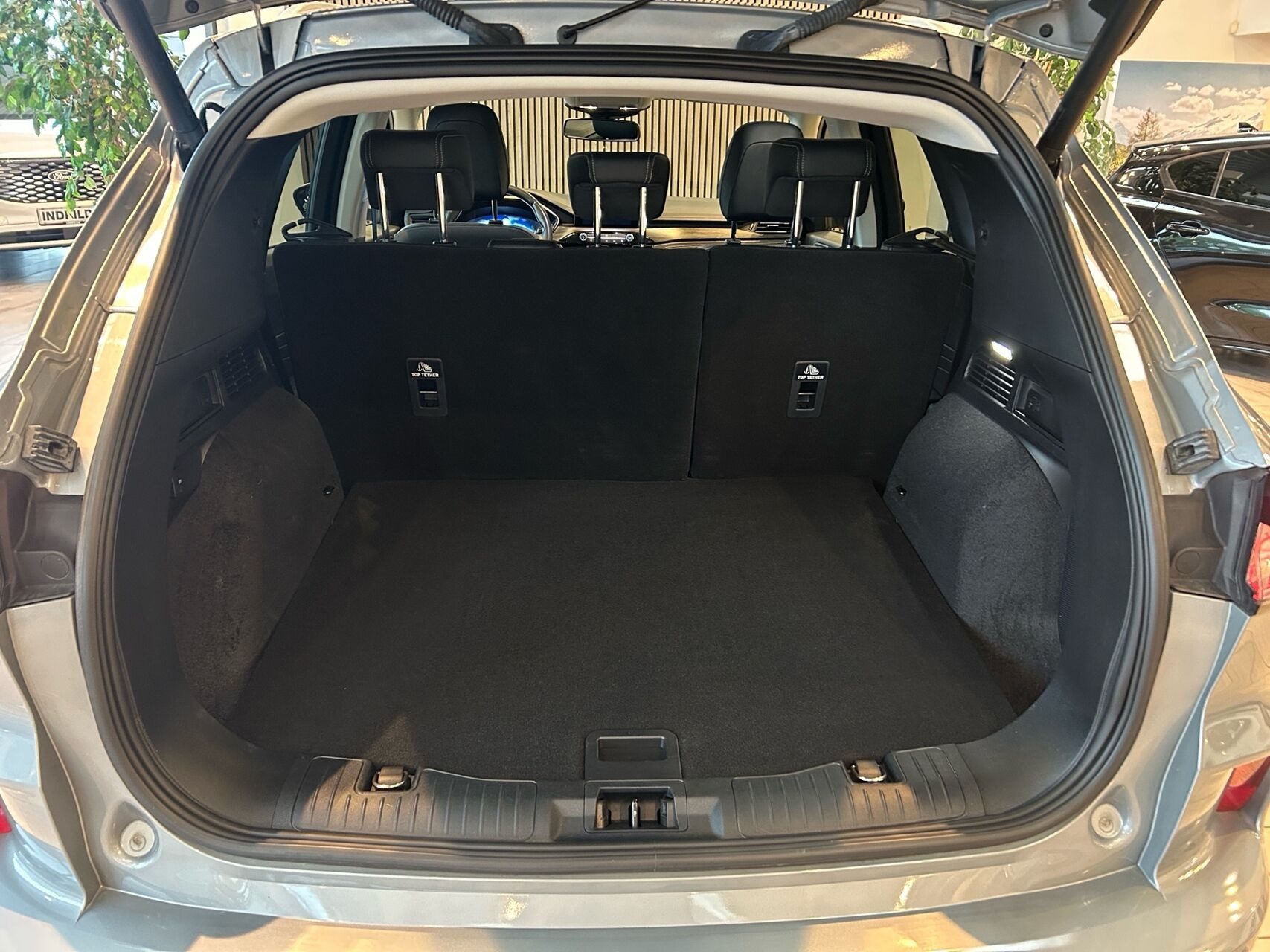 Sølv Ford Kuga fra 2021
