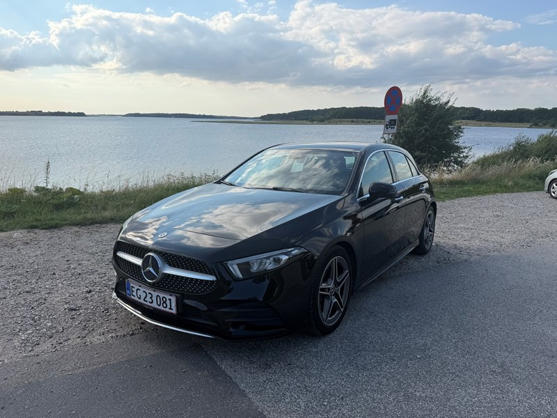 Mercedes 200/230 200 Hatchback 7G-DCT