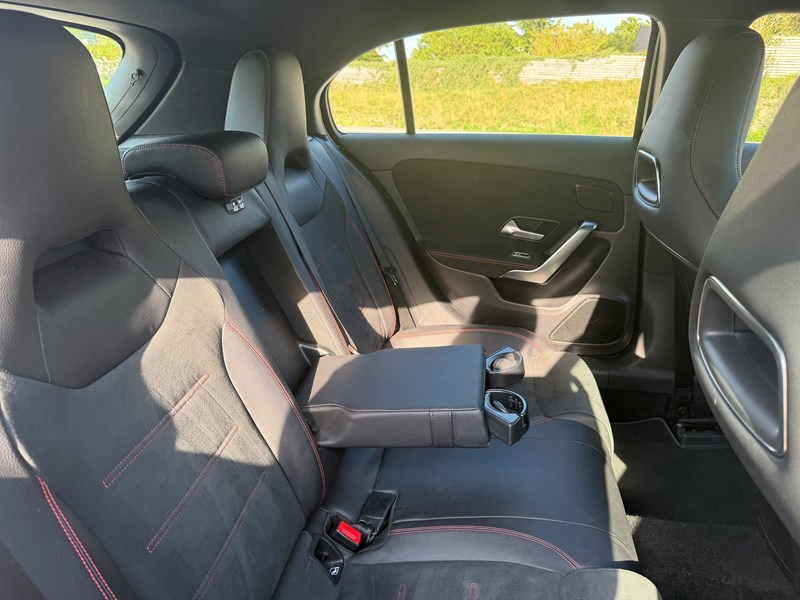 undefined Mercedes 200/230 fra 2020