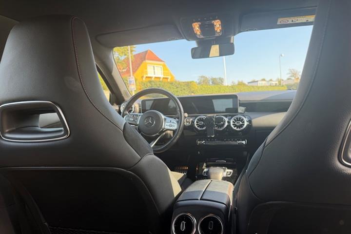 undefined Mercedes 200/230 fra 2020