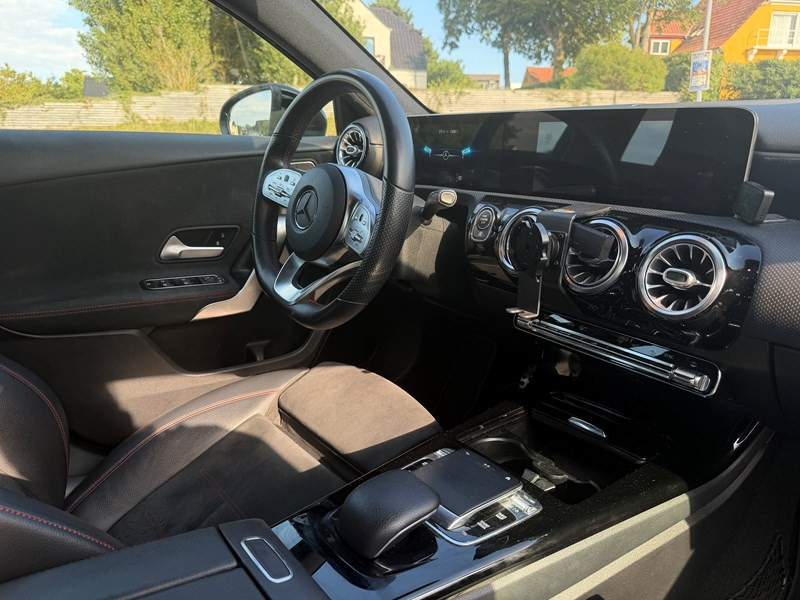 undefined Mercedes 200/230 fra 2020