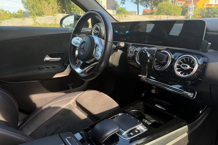 undefined Mercedes 200/230 fra 2020