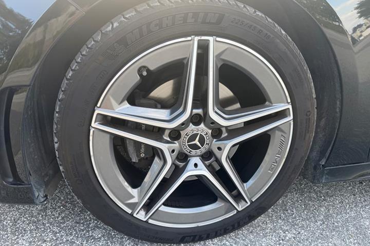 undefined Mercedes 200/230 fra 2020