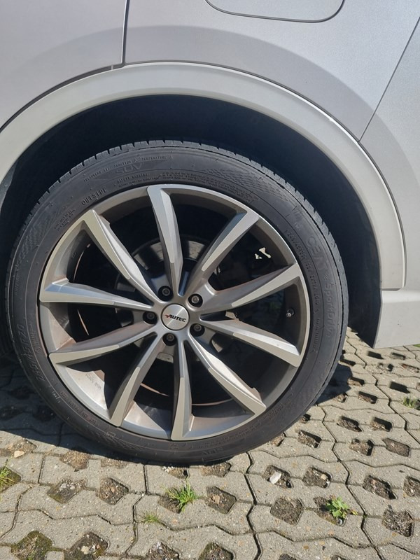 undefined Ford Kuga fra 2020