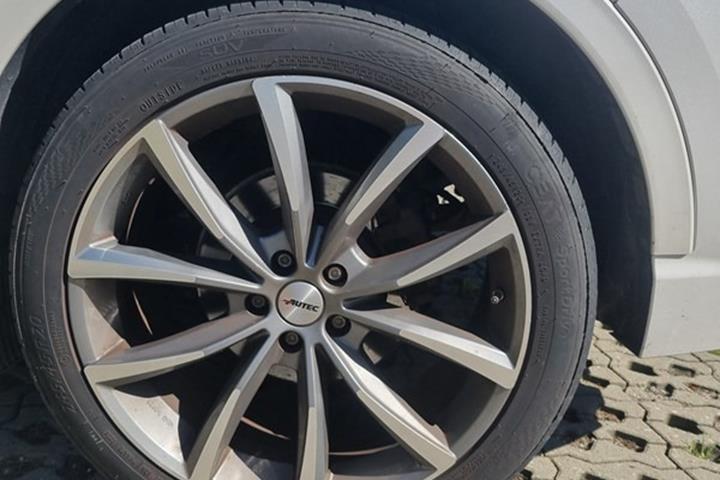 undefined Ford Kuga fra 2020