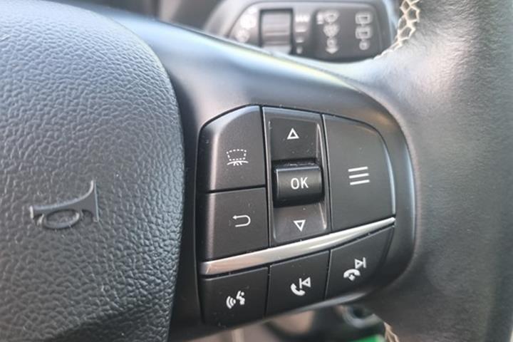 undefined Ford Kuga fra 2020