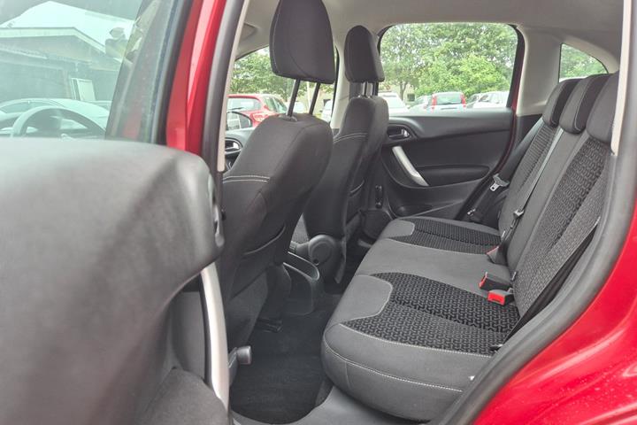 Grøn Citroën C3 fra 2011