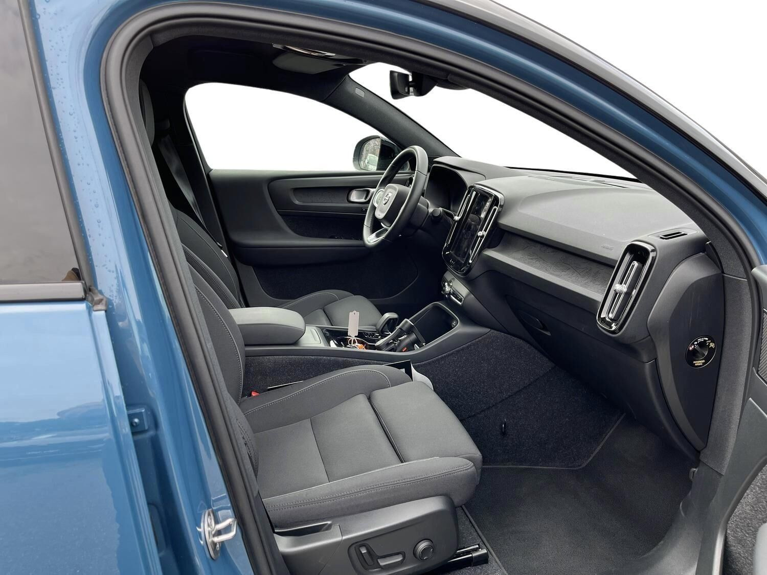 Blå Volvo C40 fra 2022