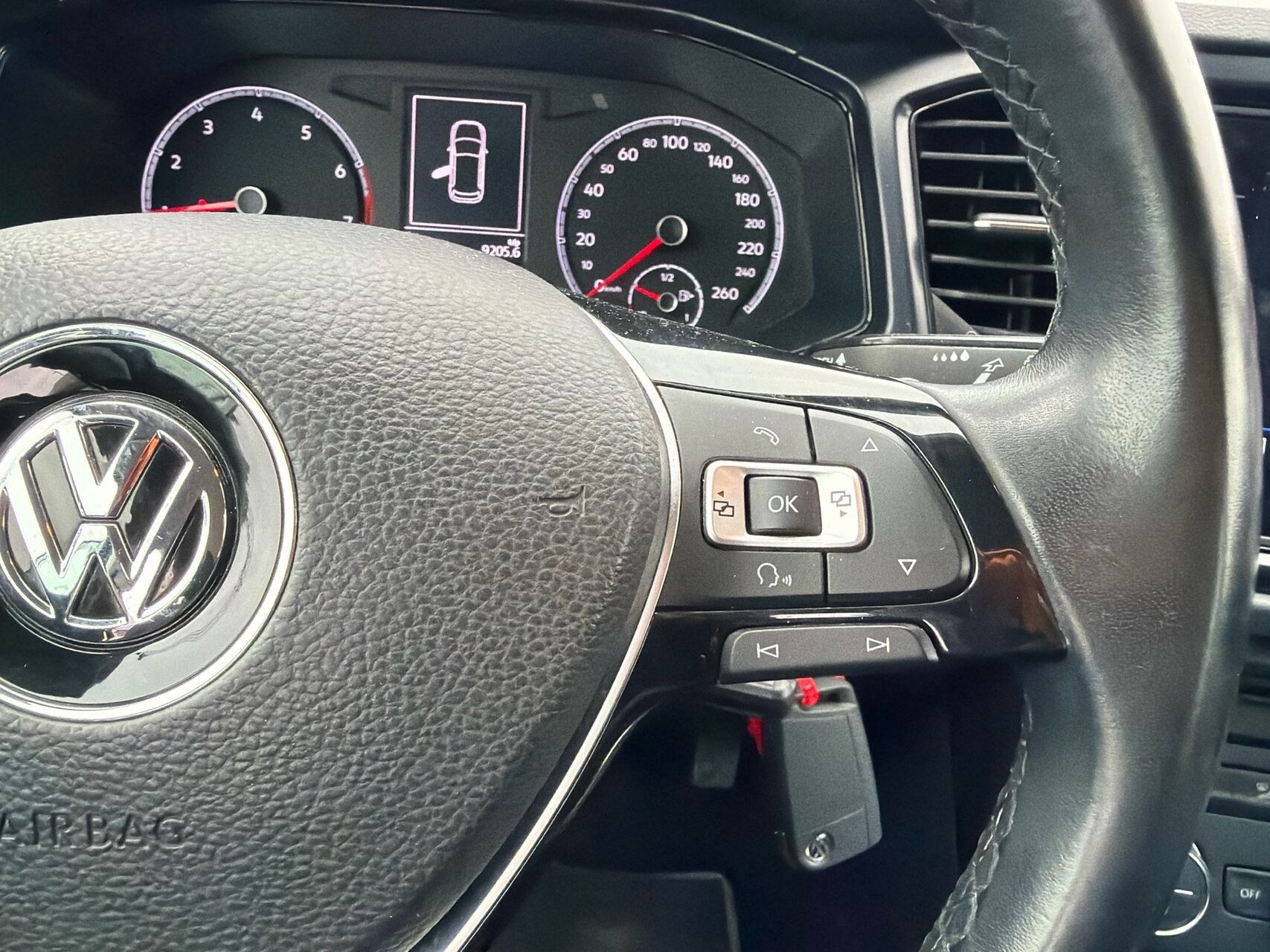 Sort VW T-Roc fra 2019