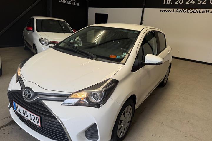 Hvid Toyota Yaris fra 2017