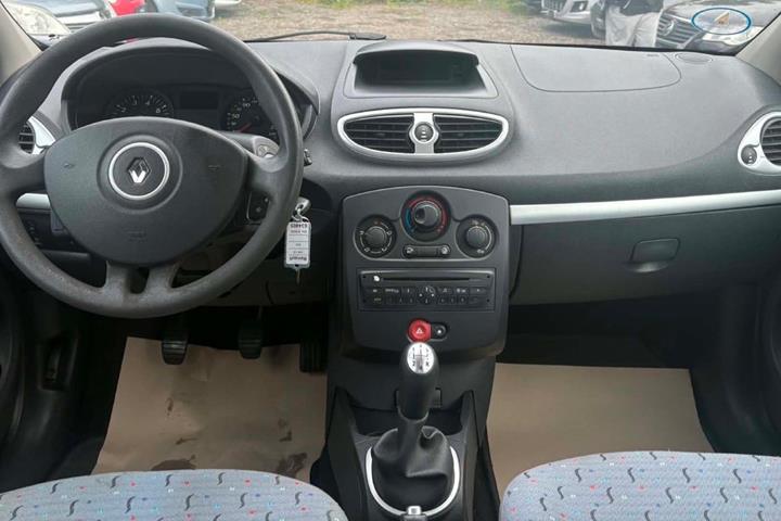 Sort Renault Clio III fra 2012