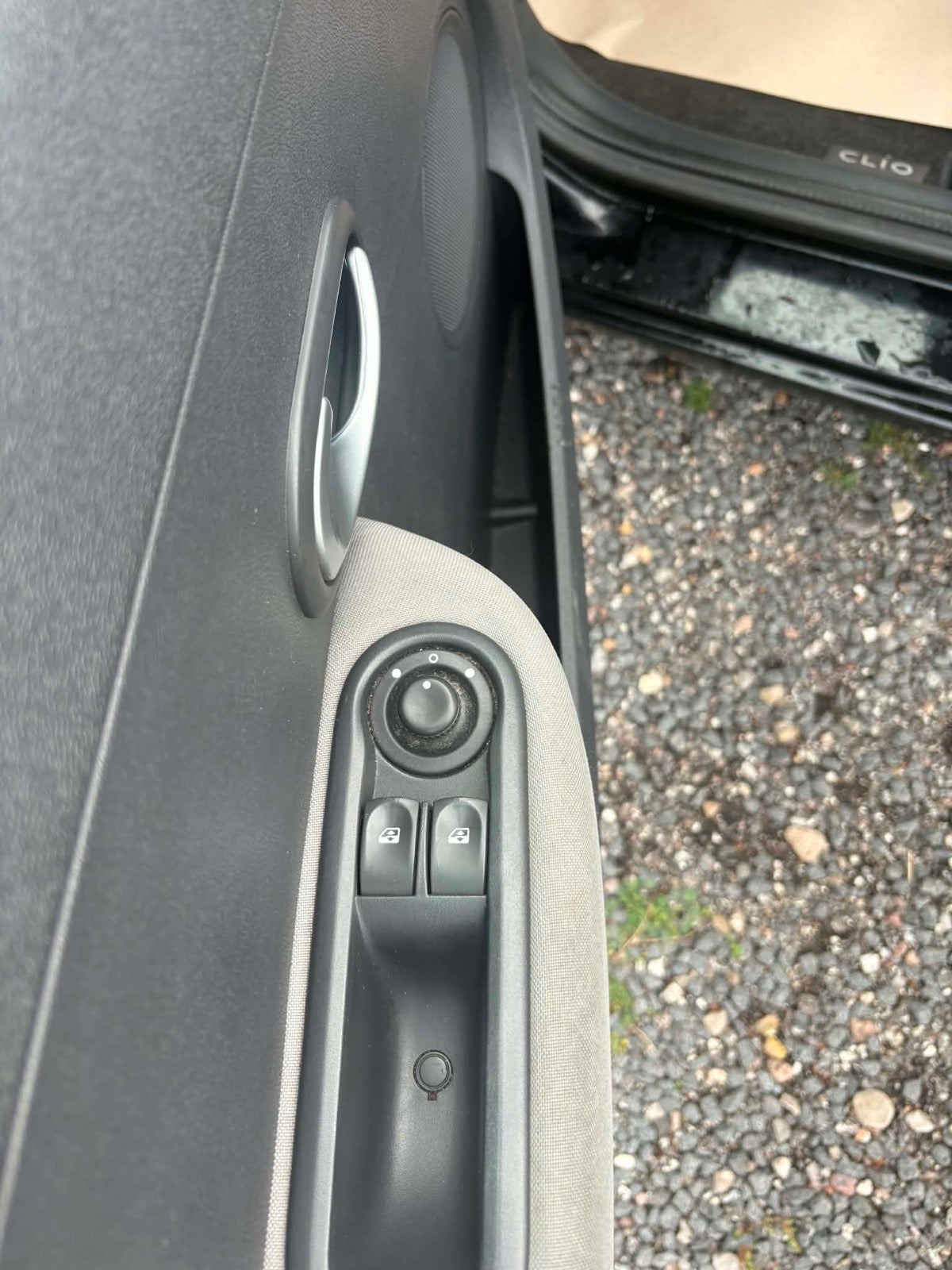 Sort Renault Clio III fra 2012