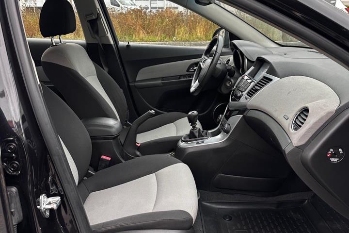 Sort Chevrolet Cruze fra 2011