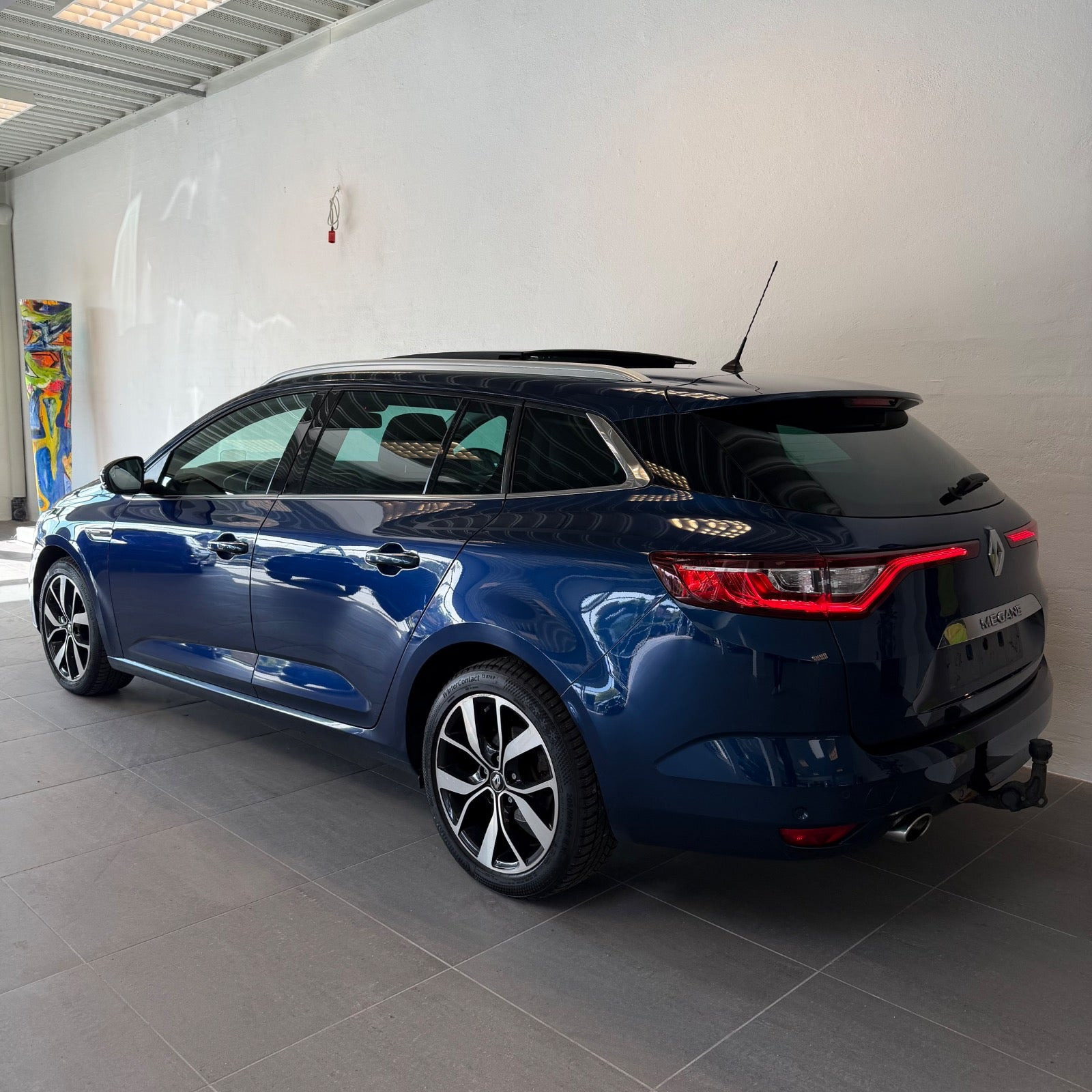 Blå Renault Megane IV fra 2018