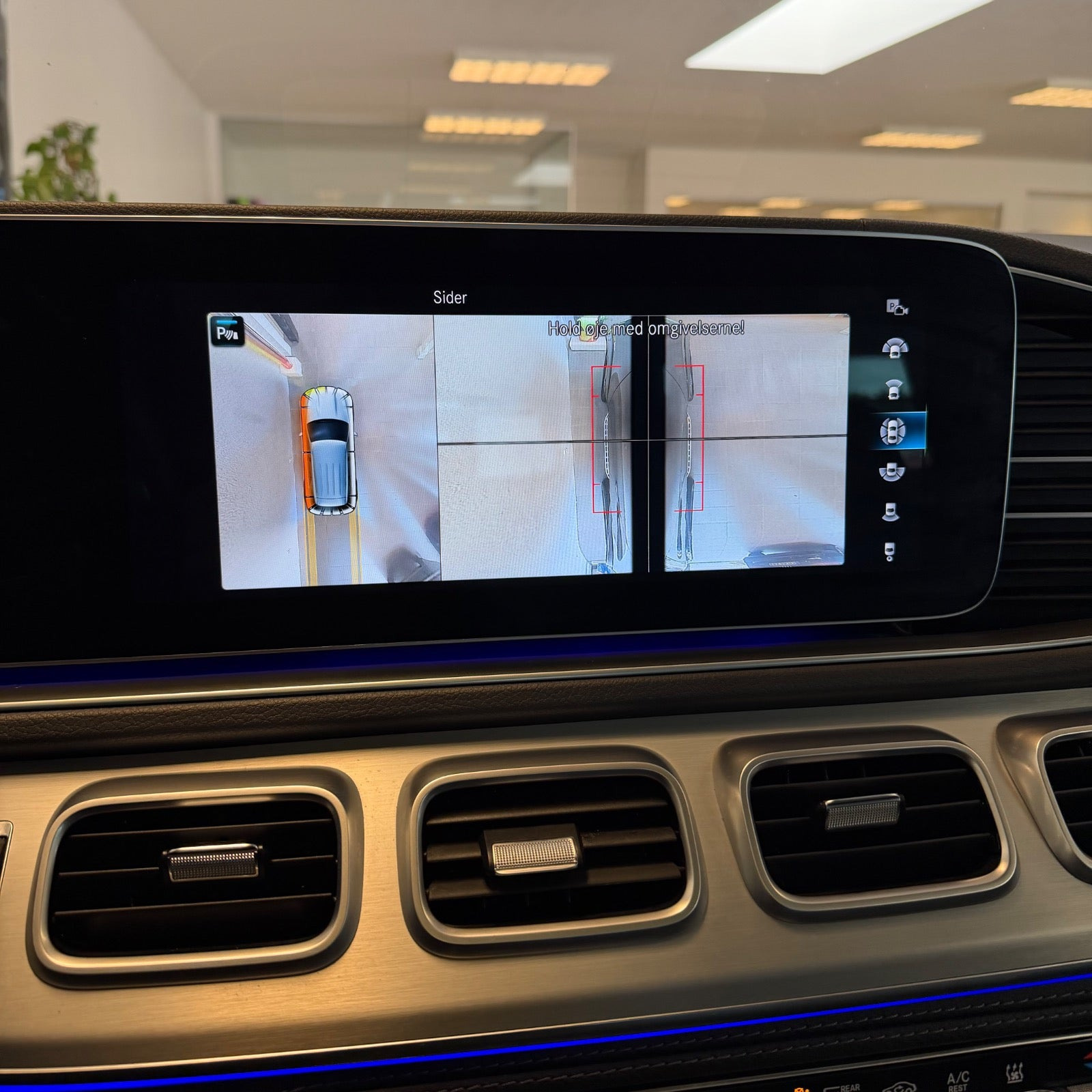 Sort Mercedes GLE350 de fra 2022