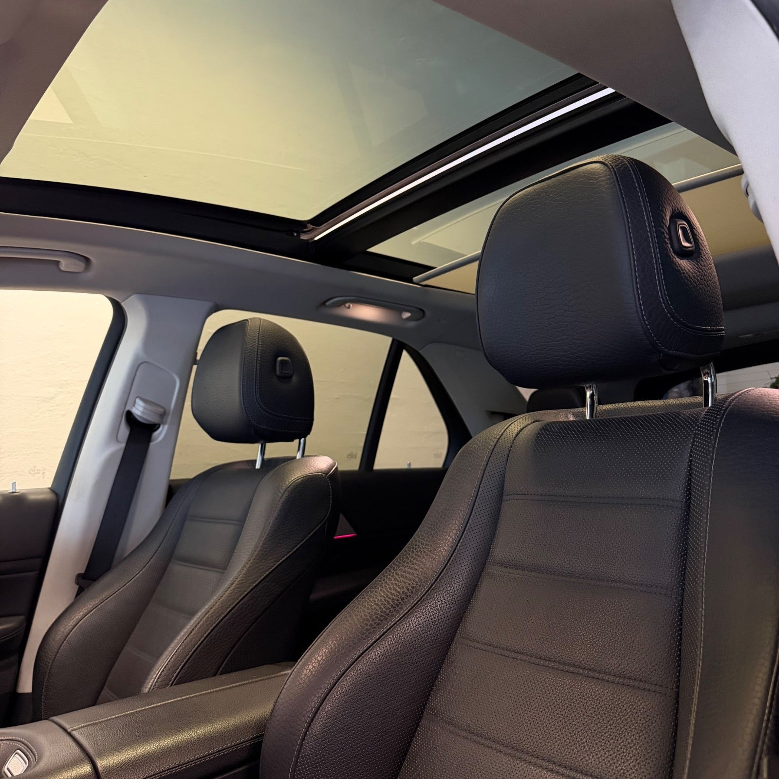 Sort Mercedes GLE350 de fra 2022