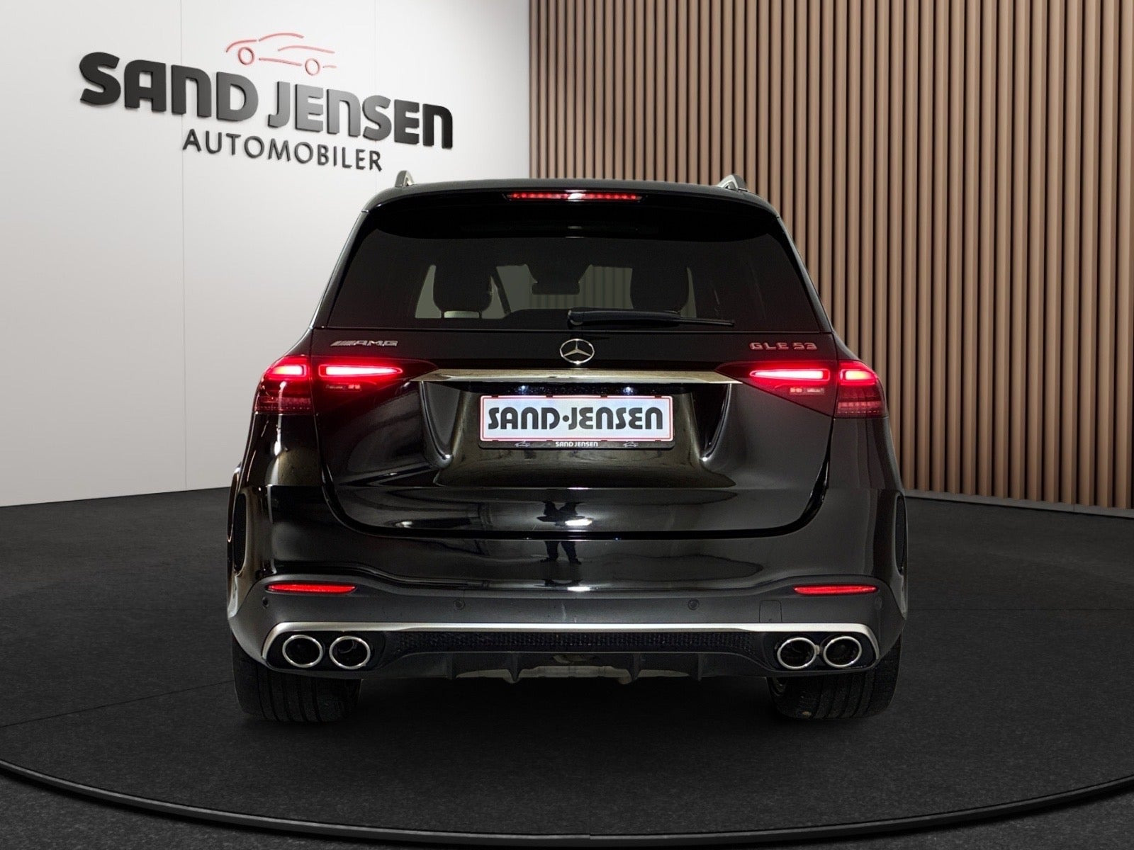 Sort Mercedes GLE53 fra 2025