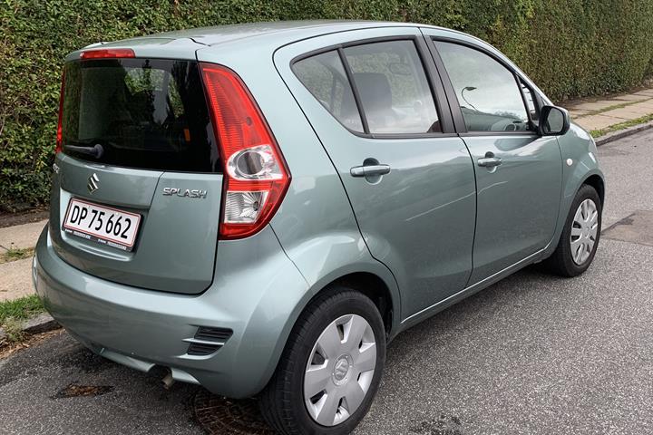 Grøn Suzuki Splash fra 2013