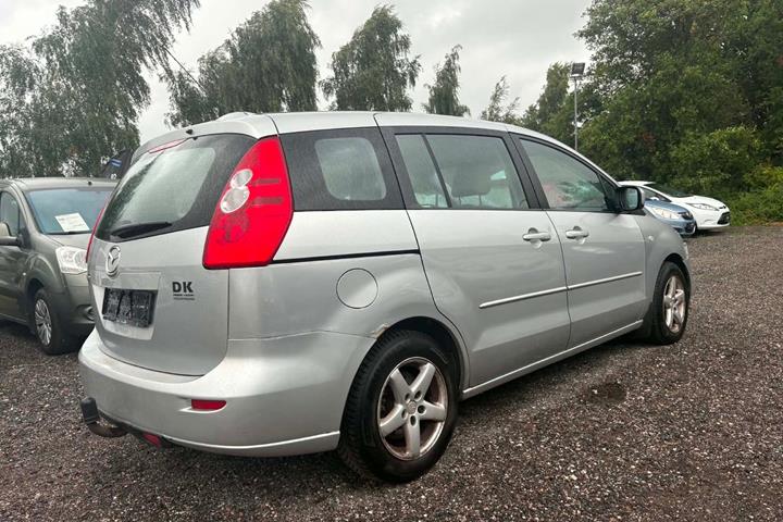 Grå Mazda 5 fra 2007