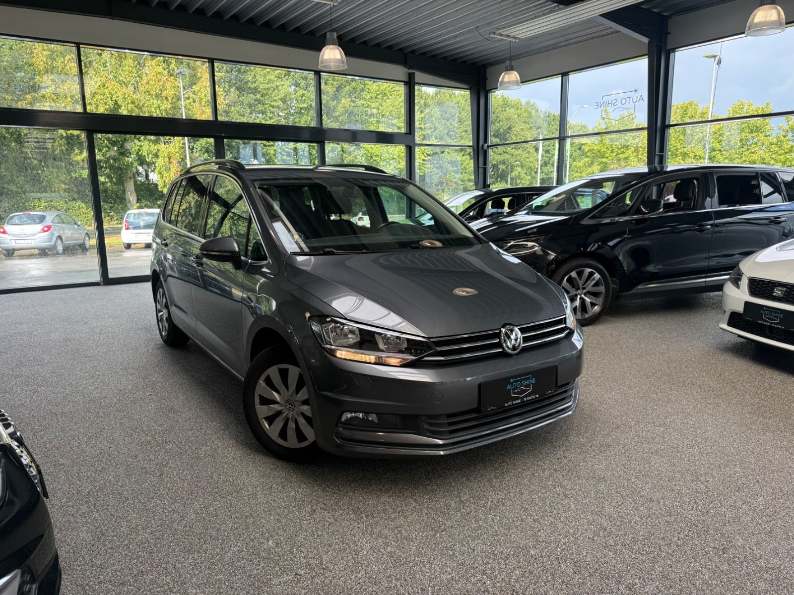 undefined VW Touran fra 2020