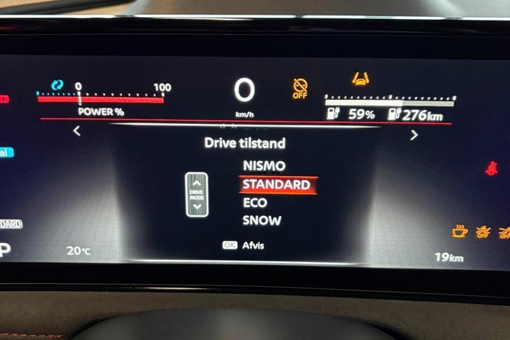 Grå Nissan Ariya fra 2026