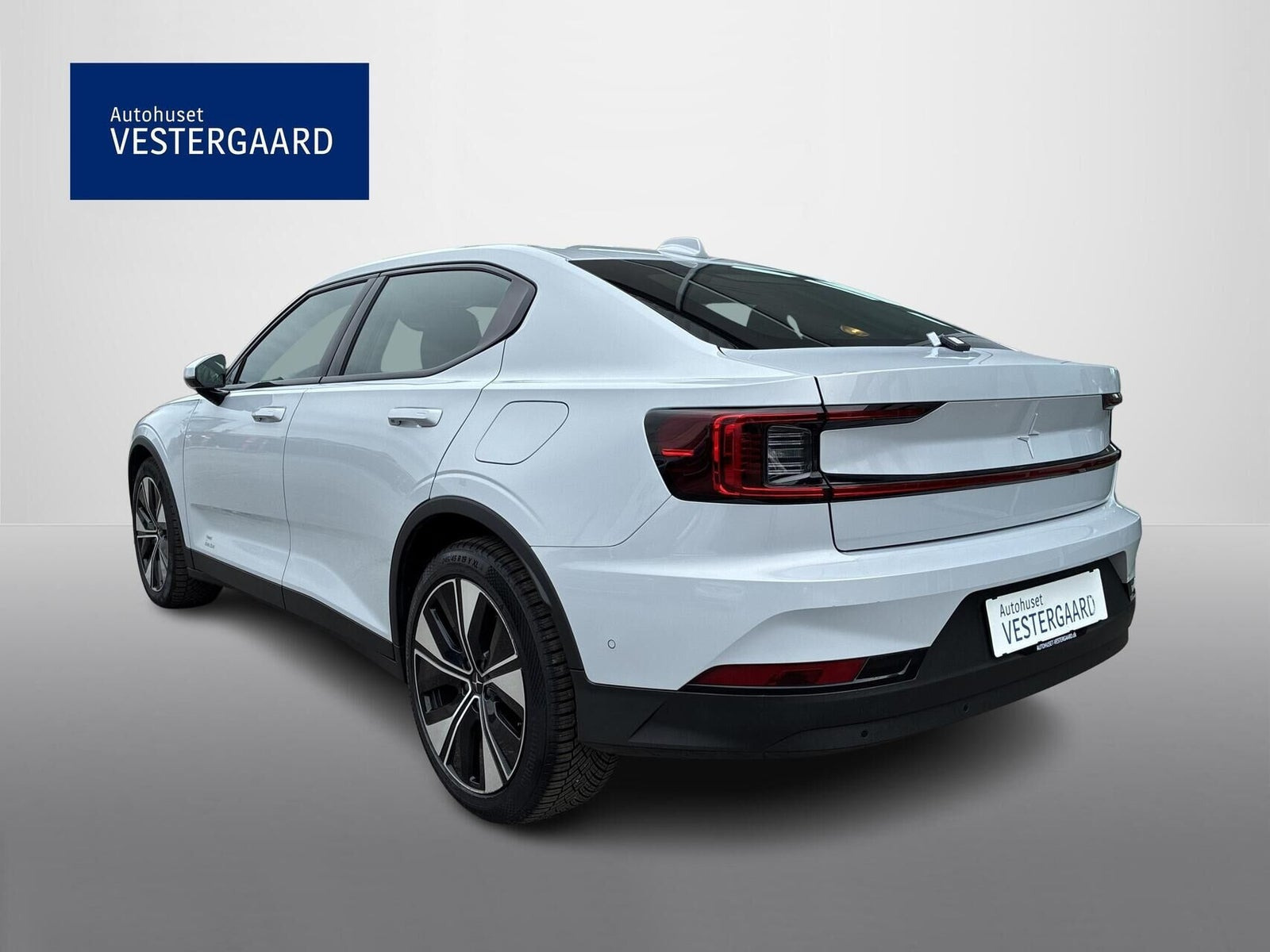 Hvid Polestar 2 fra 2024